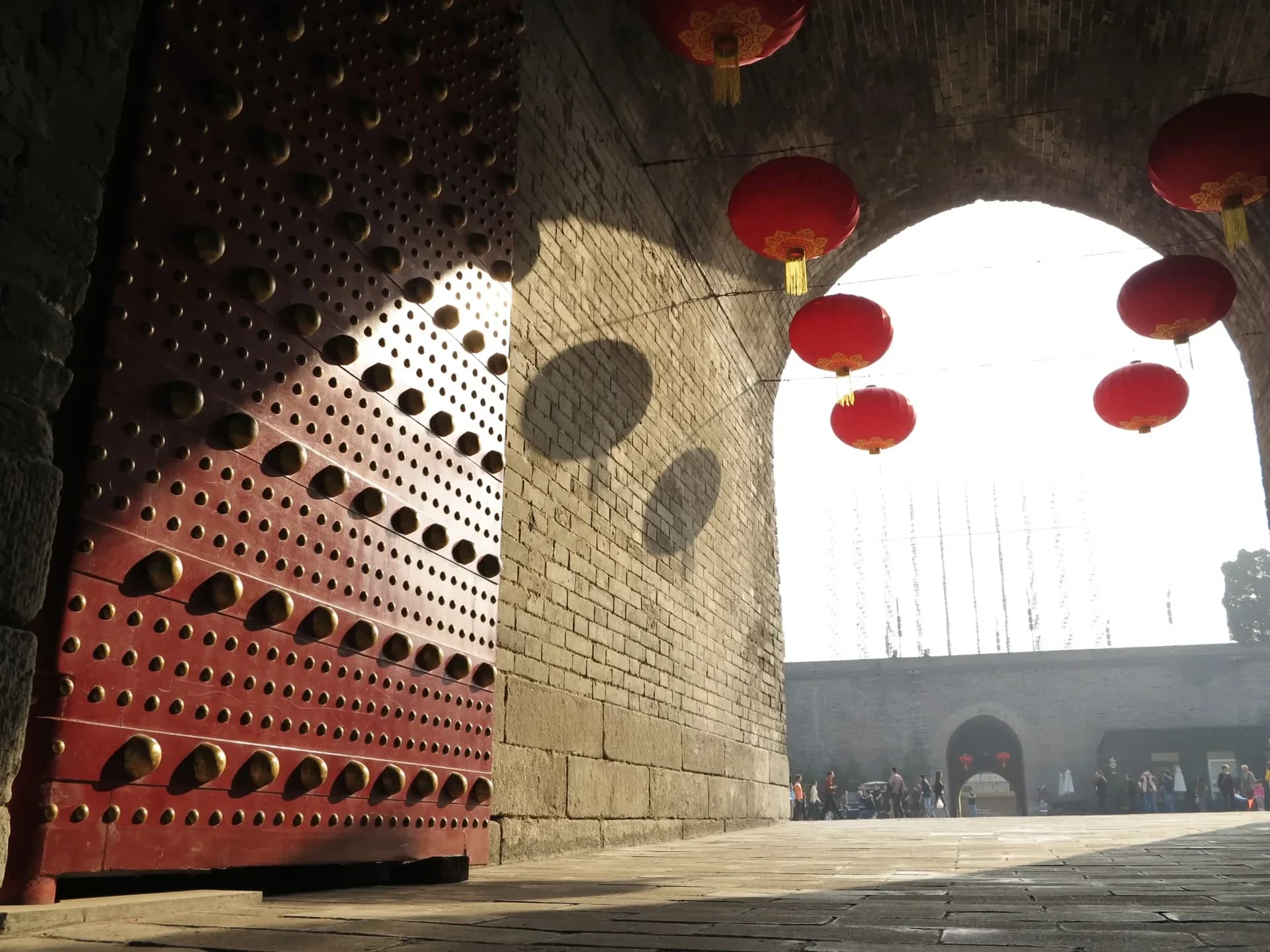 Yichang → Suzhou · From Hydropower Dam to Jiangnan Gardens