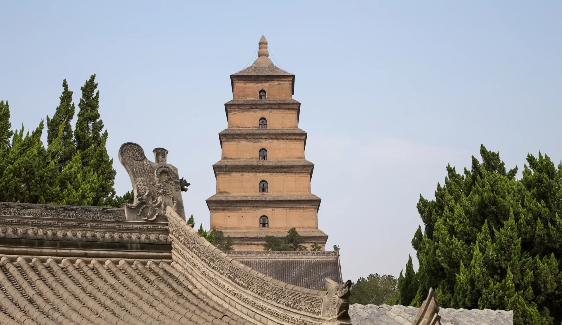 Explore World Wonders · Qin Mausoleum & Echoes of the Glorious Tang