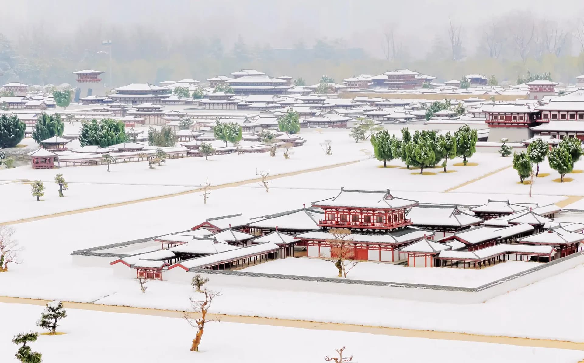 Wander Through Chang’an · From Tang Elegance to Marketplace Charm